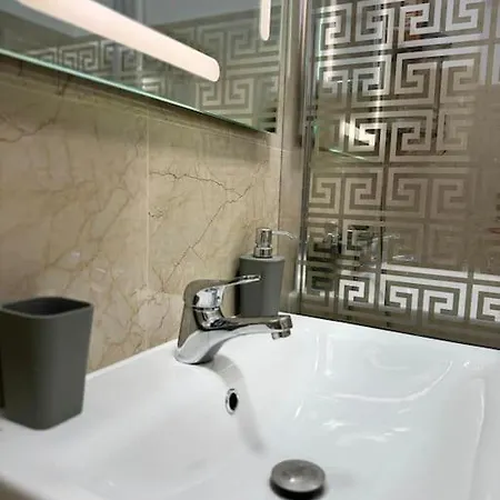 Arian Mamaia - Str D8 Apartament Năvodari